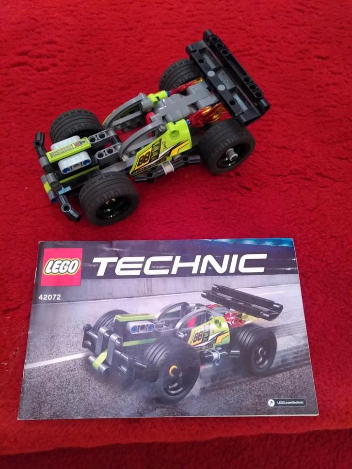 Raceauto met vooruit rij motortje, Kinderen en Baby's, Speelgoed | Duplo en Lego, Zo goed als nieuw, Lego, Complete set, Ophalen of Verzenden