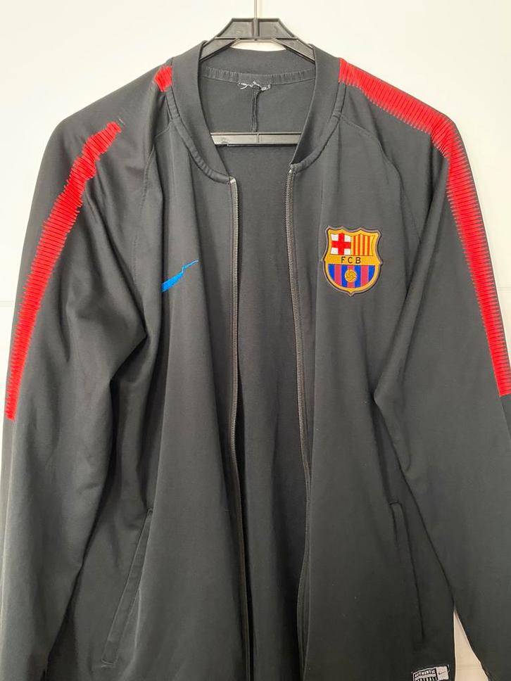 Nike trainingsjasje vv.Barcelona (maat M), Kleding | Heren, Sportkleding, Gedragen, Voetbal, Maat 48/50 (M), Zwart, Ophalen of Verzenden