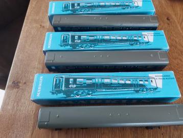 3 Märklin NS 2 de klas intercity rtg'n artnr 4049+verl in ov beschikbaar voor biedingen