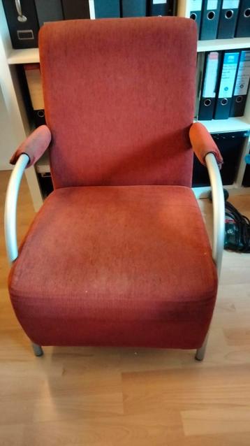 Mooie fauteuil  beschikbaar voor biedingen