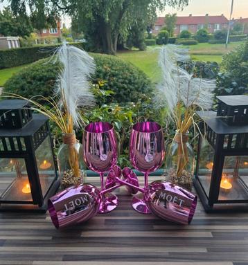 Moët Chandon Glas 4 Roze Pink Champagneglazen Glazen Voet  beschikbaar voor biedingen