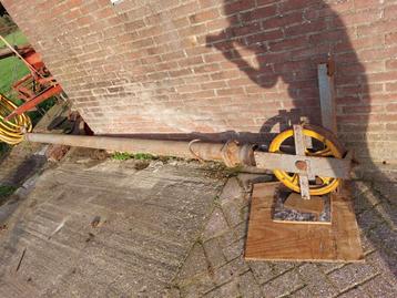 Hydrauliekcilinder 🌺 beschikbaar voor biedingen