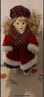 Vintage Porseleinen Pop met Ruitjeskleding, Ophalen of Verzenden, Zo goed als nieuw, Overige typen