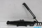 Originele krik VW Golf 7 5Q0011031B, Gebruikt
