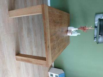Massief Eiken houten eettafel 160x100cm met knoesten beschikbaar voor biedingen