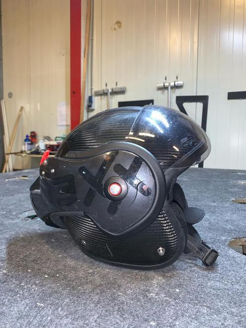 Roof Boxxer R09 Carbon S, Fietsen en Brommers, Brommerhelmen, Zo goed als nieuw, Ophalen of Verzenden