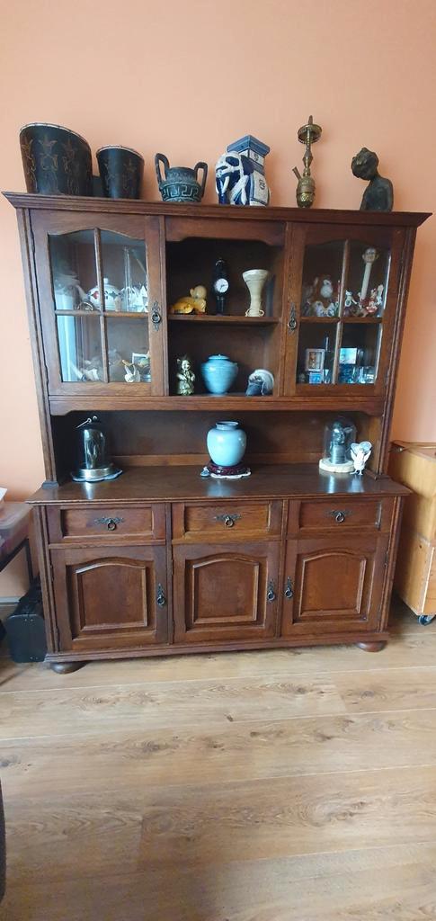 Houten buffetkast met glazen deuren, Huis en Inrichting, Kasten | Buffetkasten, Ophalen