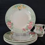 4 aardewerk ontbijtborden Churchill England, decor Rosamund, Huis en Inrichting, Keuken | Servies, Ophalen of Verzenden, Zo goed als nieuw