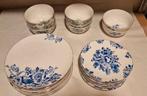Ah kerstservies kerst servies blauw en groen kommen borden, Huis en Inrichting, Gebruikt, Ophalen of Verzenden, Effen, Aardewerk