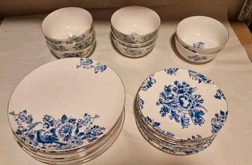 Ah kerstservies kerst servies blauw en groen kommen borden beschikbaar voor biedingen