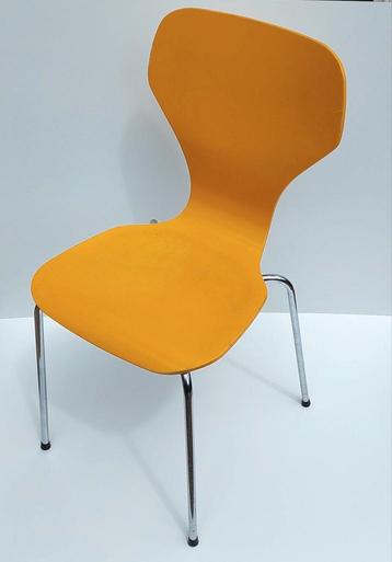 Vintage Phoenix Deens Design Vlinderstoel Geel Stoel
 beschikbaar voor biedingen