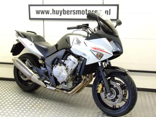 Honda CBF 600 ABS Touring 2011 CBF600, Motoren, Motoren | Honda, Bedrijf, Naked bike, meer dan 35 kW, 4 cilinders, Ophalen