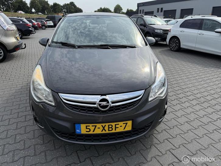 Opel Corsa 1.4-16V Anniversary Edition automaat, Auto's, Opel, Bedrijf, Te koop, Corsa, ABS, Airbags, Airconditioning, Alarm, Boordcomputer