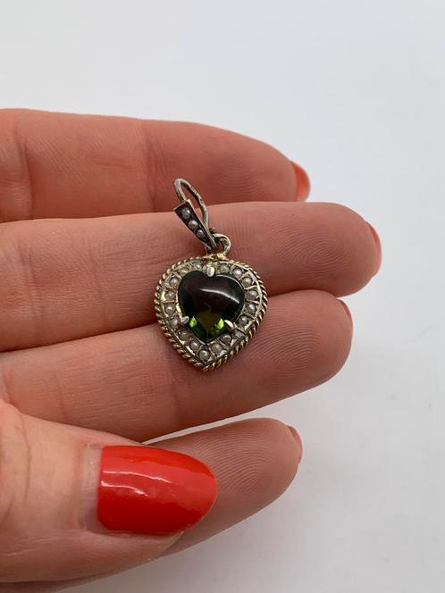 V493 Prachtige zilveren hanger hartje groene steen, Sieraden, Tassen en Uiterlijk, Antieke sieraden, Hanger, Zilver, Met edelsteen