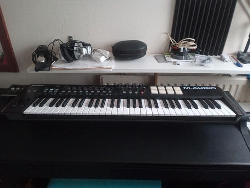 Te koop: M-Audio Oxygen 61 MK4 MIDI Controller, Muziek en Instrumenten, Keyboards, Zo goed als nieuw, Overige aantallen, Overige merken