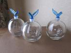 Drie dikwandige appelvormige glas flacons - hoogte met stopj, Verzenden, Zo goed als nieuw