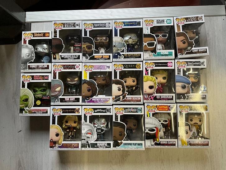 verschillende Rocks FUNKO Poppen zie omschrijving, Verzamelen, Muziek, Artiesten en Beroemdheden, Nieuw, Pop, Beeldje of Miniatuur