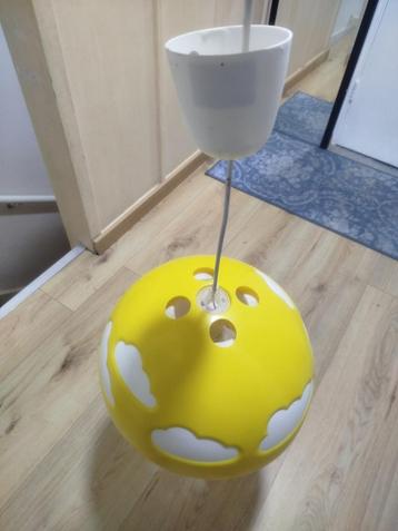Plafondlamp geel