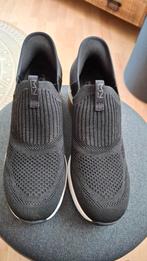 Moderne nieuwe slip in  sneakers van  Skechers mt 40, Ophalen of Verzenden, Nieuw, Sneakers of Gympen