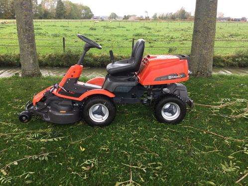 Husqvarna Rider R 15 C zitmaaier met compleet nieuw maaidek., Tuin en Terras, Zitmaaiers, Zo goed als nieuw, 90 tot 120 cm, Elektrische starter