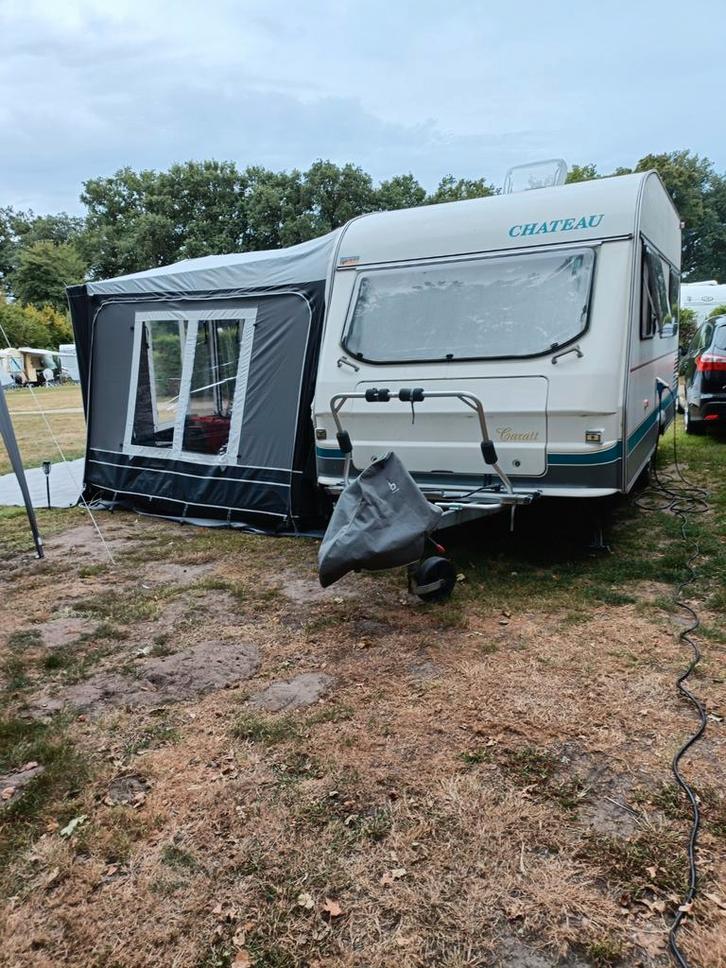 Chateau Caratt 390, Caravans en Kamperen, Caravans, Particulier, tot en met 4, Rondzit, Chateau, Mover, Ophalen