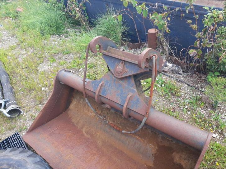 Kraan bakken  graafbak kantelbak 15-25 ton machine, Zakelijke goederen, Machines en Bouw | Overig, Ophalen