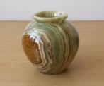 Kleine Vaas Groene Onyx, Huis en Inrichting, Steen, Gebruikt, Ophalen of Verzenden, Nvt