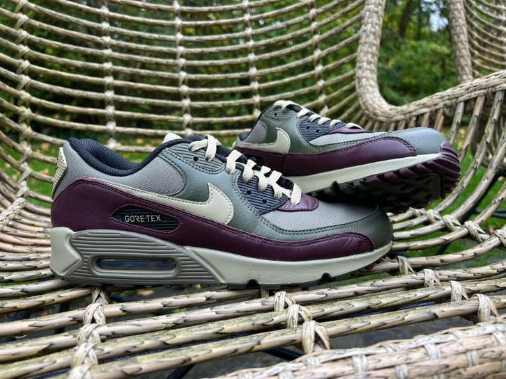 Nike Air Max 90 Gore-Tex 'Medium Olive', Kleding | Heren, Schoenen, Nieuw, Sneakers of Gympen, Overige kleuren, Ophalen of Verzenden