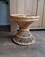 Vintage rotan bijzettafel /plantenstandaard bohemian retro, Huis en Inrichting, Tafels | Bijzettafels, Ophalen of Verzenden, Gebruikt