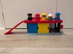 Ikea garage met 5 poppetjes, Kinderen en Baby's, Speelgoed | Speelgoedvoertuigen, Ophalen of Verzenden, Gebruikt