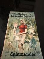 De Verdoolddebus - John Steinbeck, Boeken, Ophalen of Verzenden, Gelezen, Nederland