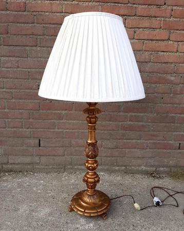 Retro antieke schemerlamp met nette lampenkap. 90 cm. H beschikbaar voor biedingen