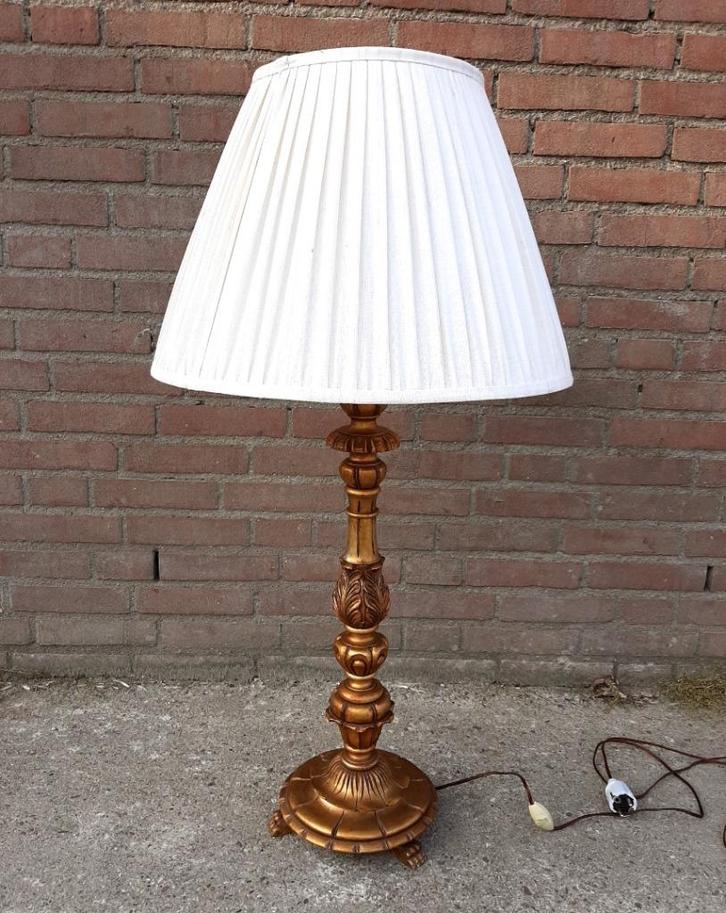 Retro antieke schemerlamp met nette lampenkap. 90 cm. H, Huis en Inrichting, Lampen | Tafellampen, Gebruikt, 75 cm of meer, Hout