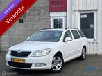 Skoda Octavia Combi 1.4 TSI Ambition Bus AUT DSG Navi APK, Auto's, Skoda, Euro 5, Gebruikt, Zwart, 4 cilinders