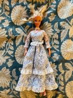 Vintage mattel barbie barbiepop blauw kanten prinsessen jurk, Ophalen of Verzenden, Zo goed als nieuw, Fashion Doll