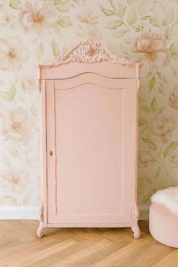 Prachtige authentieke Biedermeier kast Pink Clay 1840 beschikbaar voor biedingen