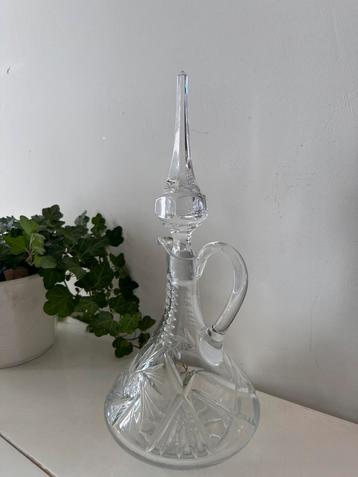 Kristallen karaf geslepen patroon beschikbaar voor biedingen