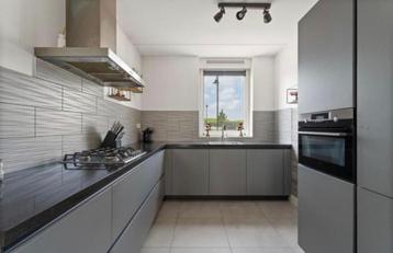 Moderne greeploze mat grijze hoekkeuken +wand GEDEMONTEERD beschikbaar voor biedingen