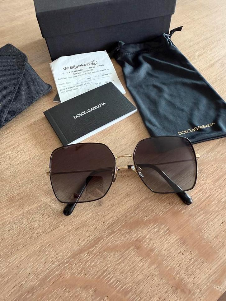 Dames zonnebrillen Dolce & Gabbana DG2242, Sieraden, Tassen en Uiterlijk, Zonnebrillen en Brillen | Dames, Zo goed als nieuw, Zonnebril