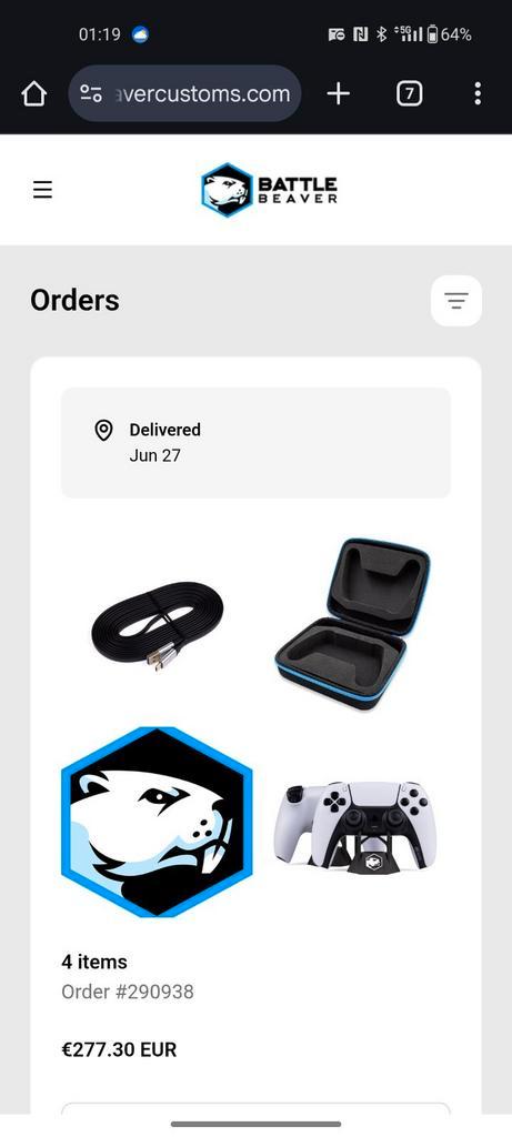 PS5 dualsense Battle Beaver controller, Spelcomputers en Games, Spelcomputers | Sony PlayStation Consoles | Accessoires, Zo goed als nieuw