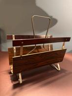 Vintage lectuurbak pastoe palissander staal.348, Huis en Inrichting, Woonaccessoires | Krantenbakken en Lectuurbakken, Ophalen of Verzenden