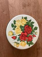 Retro koekblik vintage bloemen blik rozen bij ira denmark, Ophalen of Verzenden, Gebruikt, Koek(jes)