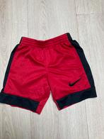 Nike short korte broek broekje Maat 104, Kinderen en Baby's, Kinderkleding | Maat 104, Jongen, Gebruikt, Ophalen of Verzenden