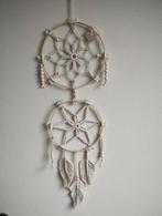 Macramé dromenvanger met veren en kralen. Sisters Forever., Ophalen of Verzenden, Nieuw