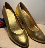 Gouden Vintage Pumps Maat 38  70 jaren, Kleding | Dames, Schoenen, Ophalen of Verzenden, Nieuw, Geel, Pumps