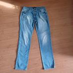 Mooie jeans van ZOI maat 32, Blauw, Ophalen of Verzenden, Zo goed als nieuw, W30 - W32 (confectie 38/40)