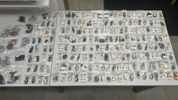 SB2675 Lego star wars mini figuren met wapens,  191 stuks beschikbaar voor biedingen