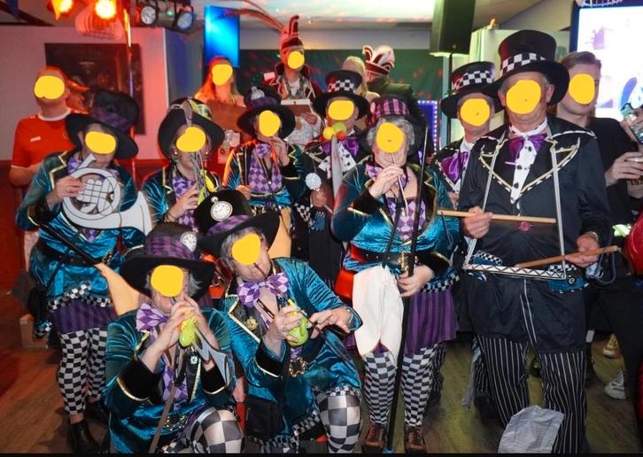 Carnaval, Kleding | Dames, Carnavalskleding en Feestkleding, Zo goed als nieuw, Kleding, Carnaval, Ophalen