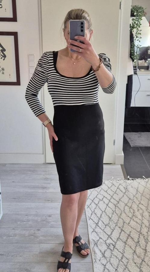 Helena Hart - Zwart / wit jurkje | Maat S | Als nieuw, Kleding | Dames, Jurken, Zo goed als nieuw, Maat 36 (S), Zwart, Boven de knie