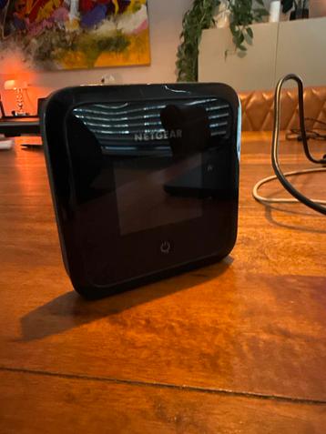 Netgear MR5200 Mobiele Router beschikbaar voor biedingen